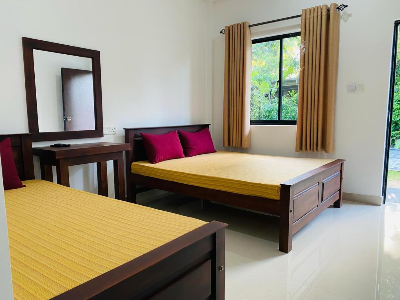 The Paramount Lodge Polonnaruwa Luaran gambar